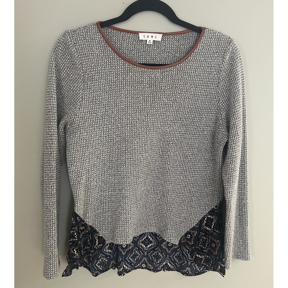THML Gray Knit Top with Pattern Print Bottom Sz M